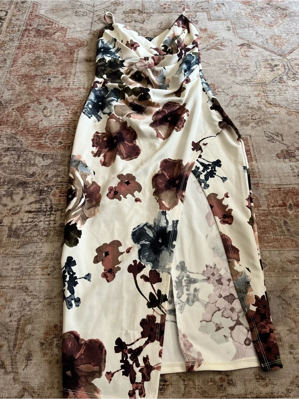 Eclipse Midi Dress with Mauve & Black Floral Print - Picture 3 of 6